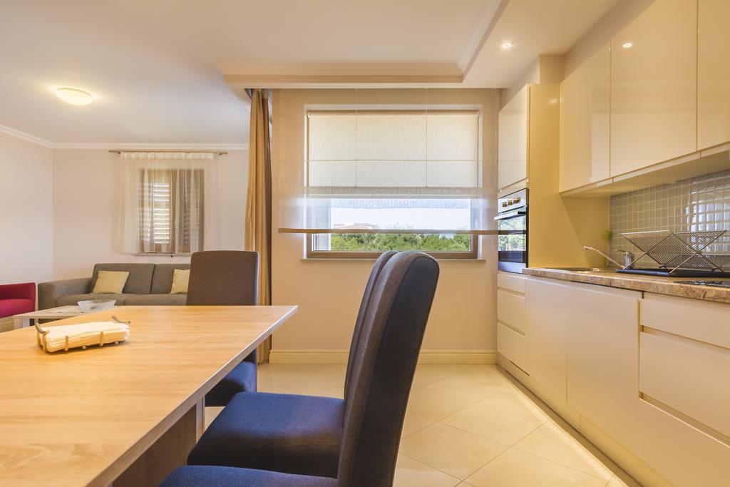 Luxury Apartments Villa Matea Malinska Buitenkant foto