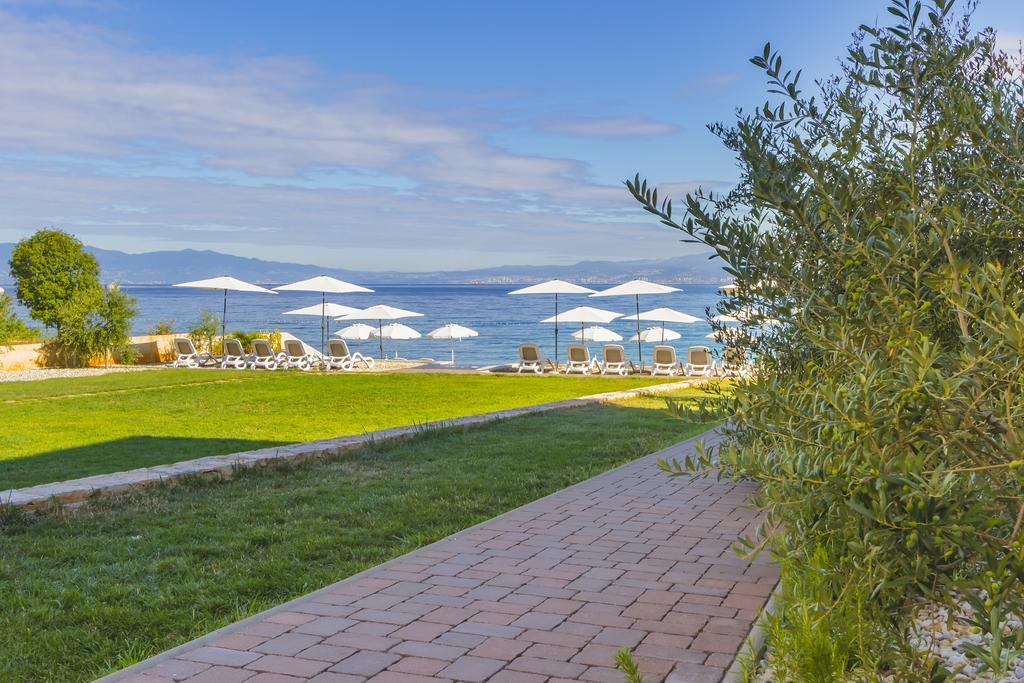Luxury Apartments Villa Matea Malinska Buitenkant foto