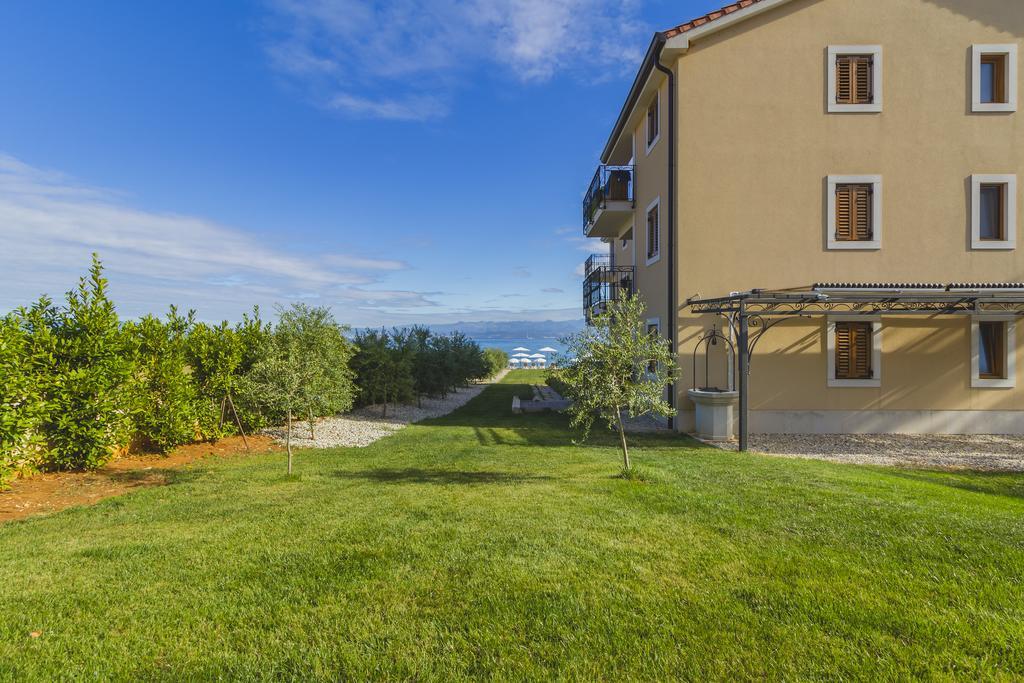 Luxury Apartments Villa Matea Malinska Buitenkant foto