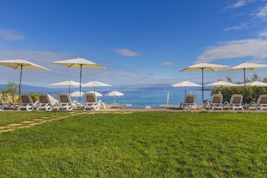 Luxury Apartments Villa Matea Malinska Buitenkant foto